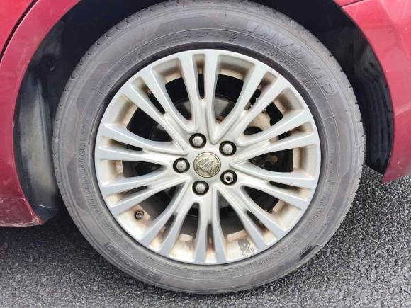 [成都·川A] 二手别克英朗2015款 15N 手动精英型