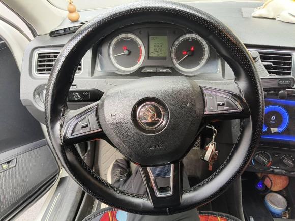 [青岛·鲁B] 二手斯柯达昕锐2018款 1.6L 手动标准版