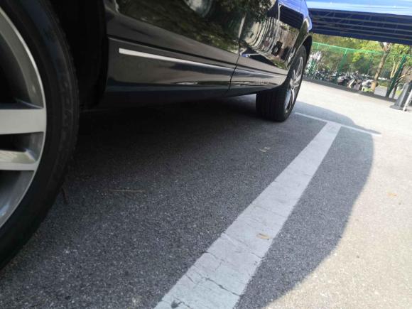 [上海·沪L] 二手奥迪奥迪Q72011款 3.0 TFSI 技术型(200kW)