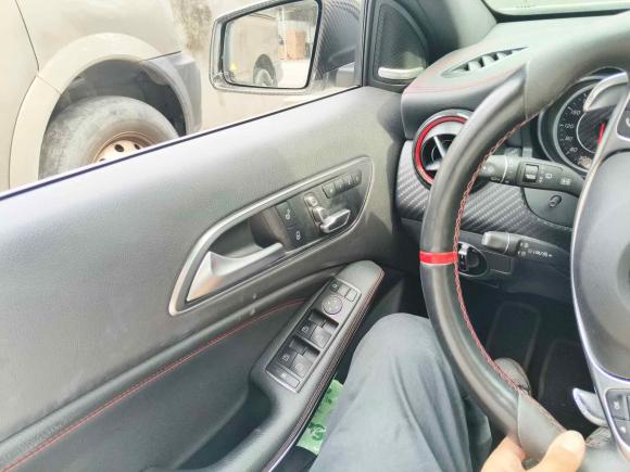 [无锡·苏B] 二手奔驰奔驰A级AMG2017款 改款 AMG A 45 4MATIC