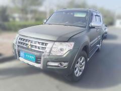 [天津·津R] 三菱帕杰罗2015款 3.0L 自动精英超越版 国V