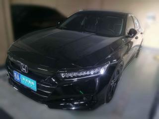 本田雅阁2022款260TURBO幻夜·尊贵版