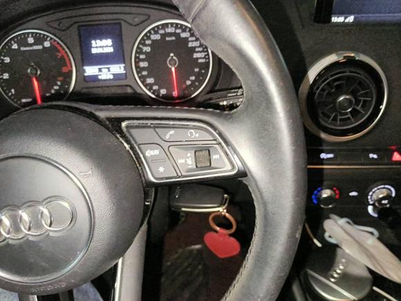 [嘉兴·浙F] 二手奥迪奥迪A32017款 Sportback 35 TFSI 时尚型