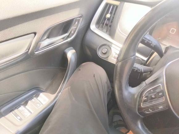 [上海·沪A] 二手荣威荣威i6新能源2017款 45T 混动互联智享版