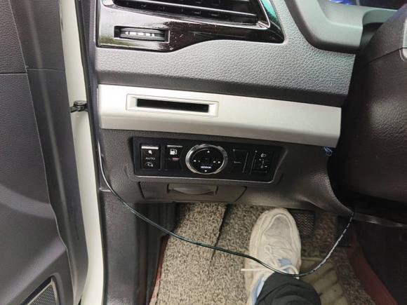 [成都·青A] 二手比亚迪比亚迪S72015款 2.0T 自动尊贵型