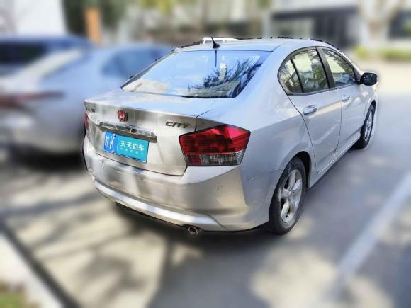 [上海·皖K] 二手本田锋范经典2008款 1.5L 自动精英版