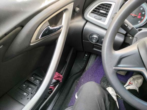 [上海·沪C] 二手别克英朗2014款 XT 1.6L 自动时尚版