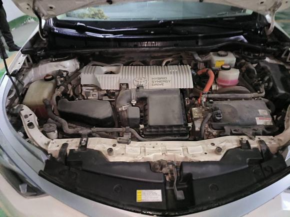 [义乌·浙G] 二手丰田雷凌2016款 双擎 1.8H GS E-CVT精英天窗版