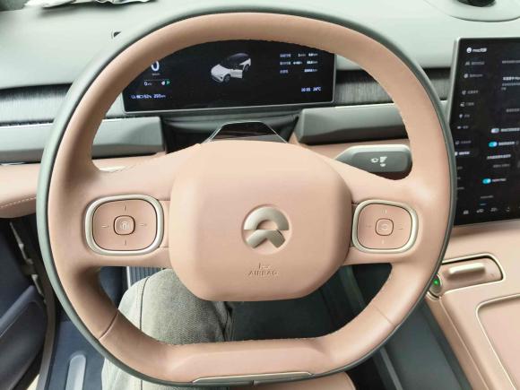 [深圳·粤B] 二手蔚来蔚来ES82023款 100kWh 行政版