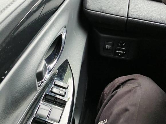 [上海·苏E] 二手丰田YARiS L 致炫2022款 致炫X 1.5L CVT豪华PLUS版