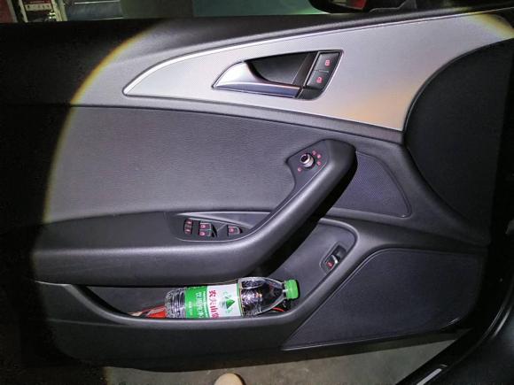 [南京·苏A] 二手奥迪奥迪A6L2018款 30周年年型 35 TFSI 时尚型