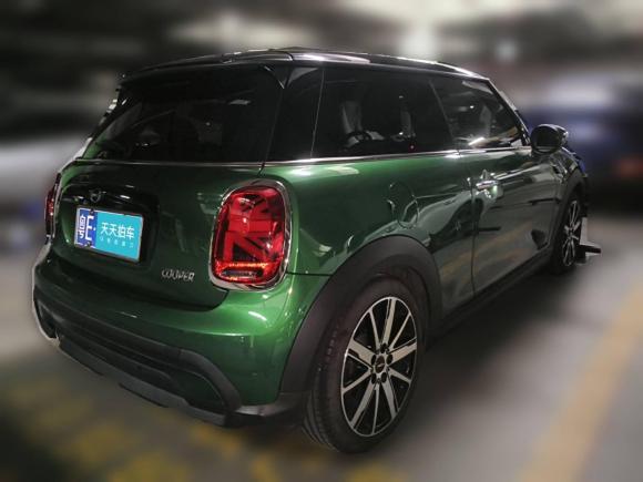 [广州·粤E] 二手MINIMINI2022款 1.5T COOPER 艺术家