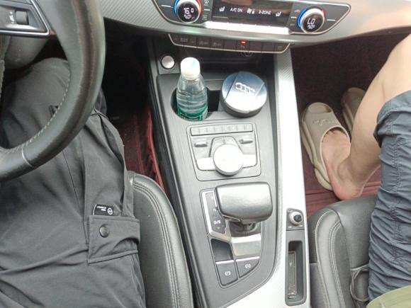 [无锡·苏B] 二手奥迪奥迪A4L2017款 Plus 40 TFSI 时尚型