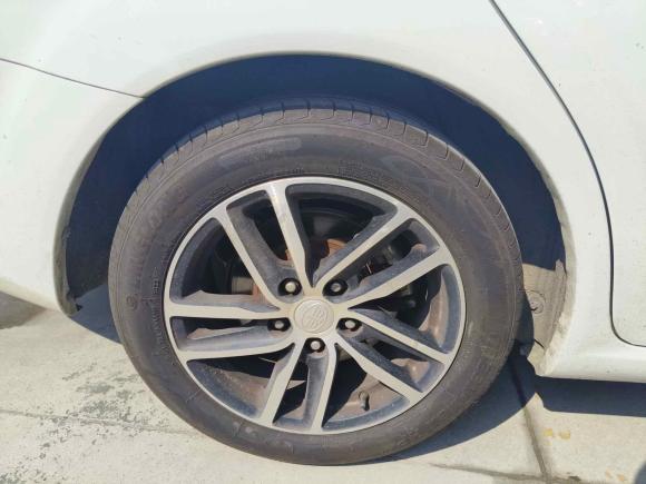 [西安·陕A] 二手奔腾奔腾B502013款 1.6L 手动豪华型