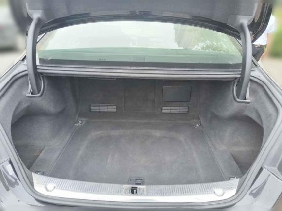 [济南·鲁S] 二手奥迪奥迪A82013款 A8L 45 TFSI quattro豪华型