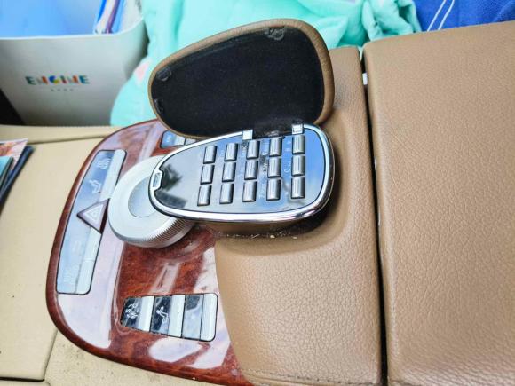 [武汉·鄂A] 二手奔驰奔驰S级2008款 S 300 L 商务型