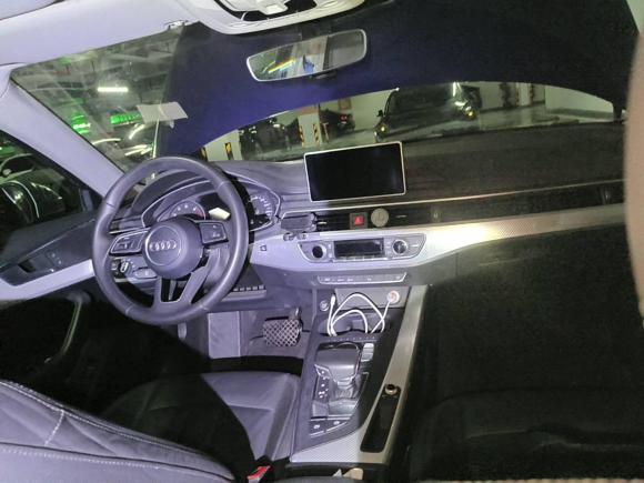 [深圳·粤B] 二手奥迪奥迪A4L2017款 Plus 40 TFSI 时尚型