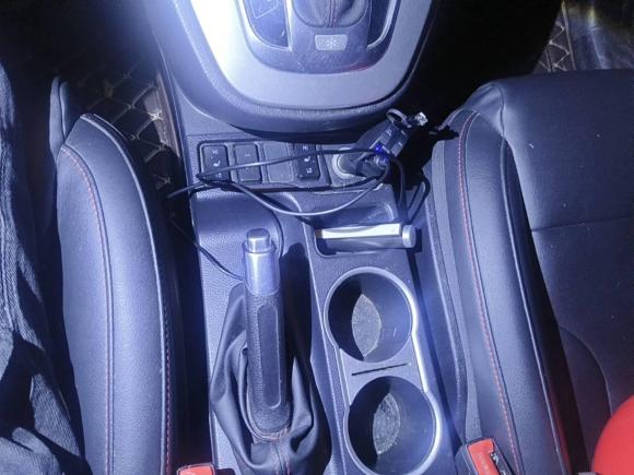 [深圳·粤R] 二手哈弗哈弗H62015款 运动版 1.5T 自动两驱豪华型