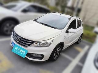 宝骏宝骏3102017款 1.5L 自动时尚型「杭州二手车」「天天拍车」