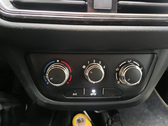 [深圳·粤B] 二手长安凯程长安星卡PLUS2022款 1.6L豪华型空调单排钢板厢货DAM16KR