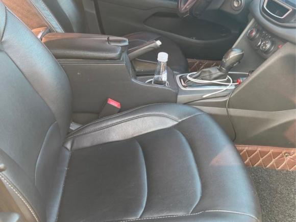 [广州·桂G] 二手雪佛兰科沃兹2018款 320 自动欣享天窗版