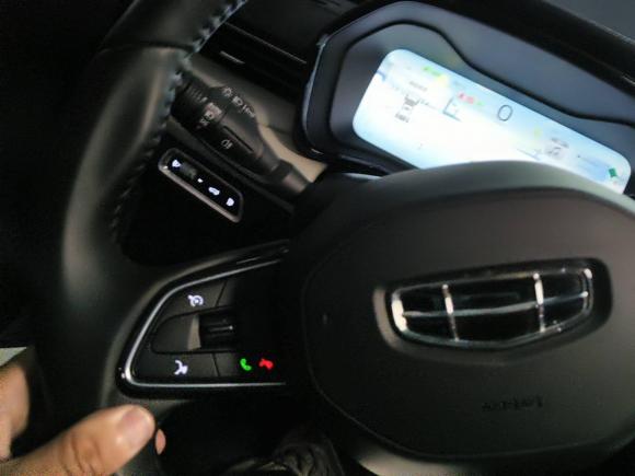 [深圳·粤B] 二手吉利汽车帝豪L HiP2022款 1.5TD-DHT Pro 100KM Super 迅