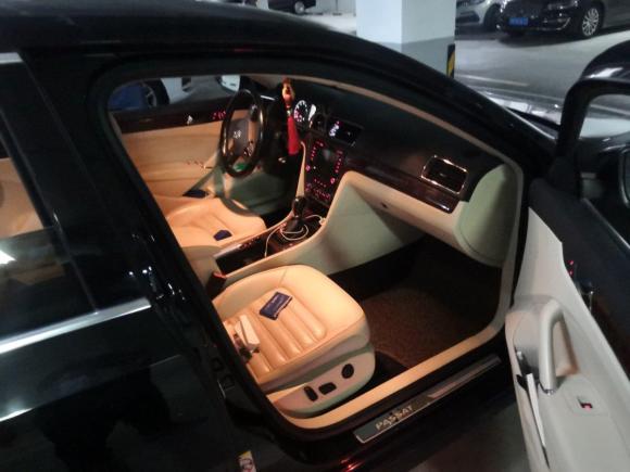 [上海·沪A] 二手大众帕萨特2011款 1.8TSI DSG御尊版