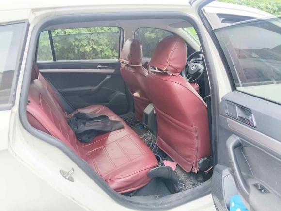 [上海·粤S] 二手大众朗行2015款 1.6L 自动风尚版