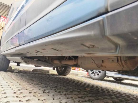 [成都·川A] 二手上汽大通MAXUS新途V902019款 2.0T手动智达后驱单胎长轴高顶9座