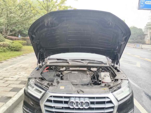 [杭州·浙A] 二手奥迪奥迪Q5L2020款 改款 40 TFSI 荣享时尚型