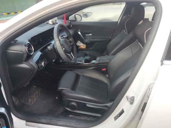 [南昌·赣C] 二手奔驰奔驰A级2020款 改款 A 200 L 运动轿车动感型