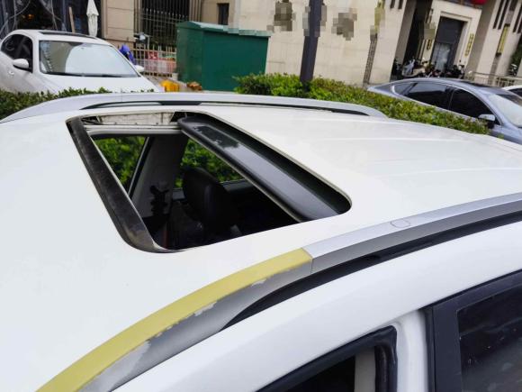 [南通·苏F] 二手东南东南DX32016款 1.5L 手动尊贵型