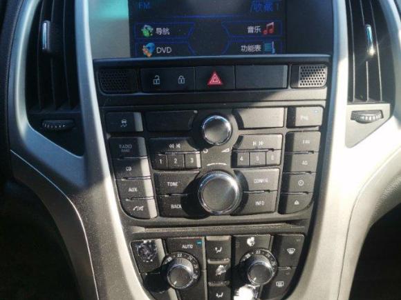 [上海·沪L] 二手别克英朗2010款 XT 1.6T 时尚运动版