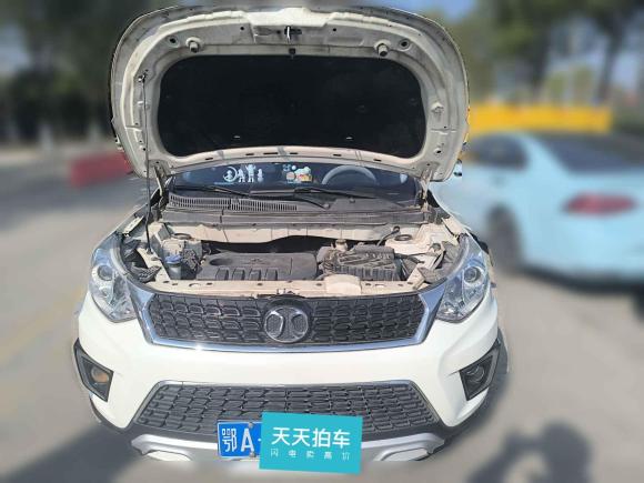 [武汉·鄂A] 二手北京汽车绅宝X352016款 1.5L 自动豪华版