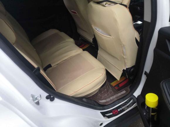 [无锡·苏B] 二手比亚迪元新能源2019款 EV360 智联悦享型