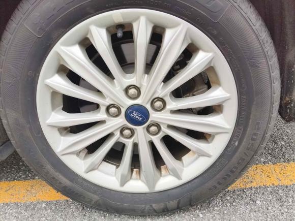 [嘉兴·浙F] 二手福特福克斯2019款 三厢 EcoBoost 180 自动锋潮型