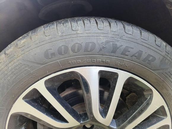 [上海·粤G] 二手铃木雨燕2013款 1.5L 手动20周年限量版