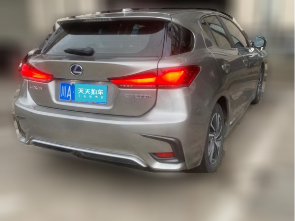 [成都·川A] 二手雷克萨斯雷克萨斯CT2017款 CT200h 舒适版 单色 国VI