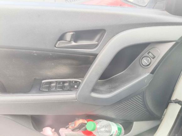 [金华·浙G] 二手现代北京现代ix252015款 1.6L 手动两驱时尚型GS