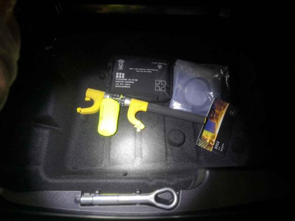 [成都·川A] 二手奔驰奔驰E级2018款 改款 E 300 L 运动时尚型