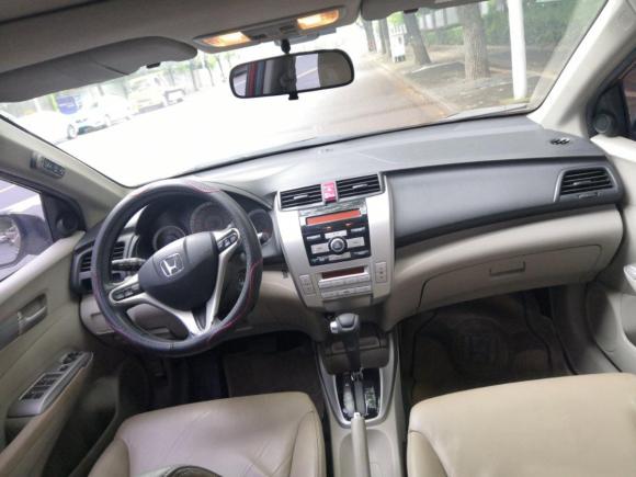 [上海·沪H] 二手本田锋范经典2008款 1.8L 自动豪华版