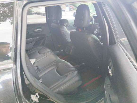 [嘉兴·浙F] 二手Jeep自由光2017款 2.0L 优越版