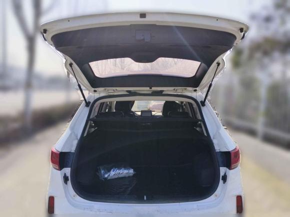 [合肥·皖A] 二手奔腾奔腾X402017款 1.6L 手动豪华型