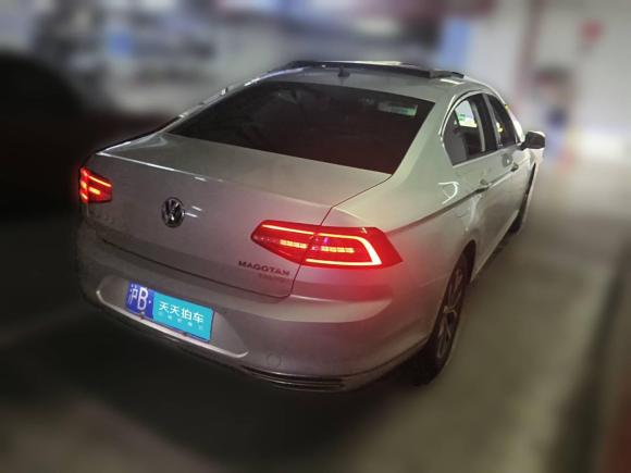 [上海·沪B] 二手大众迈腾2017款 330TSI DSG 尊贵型