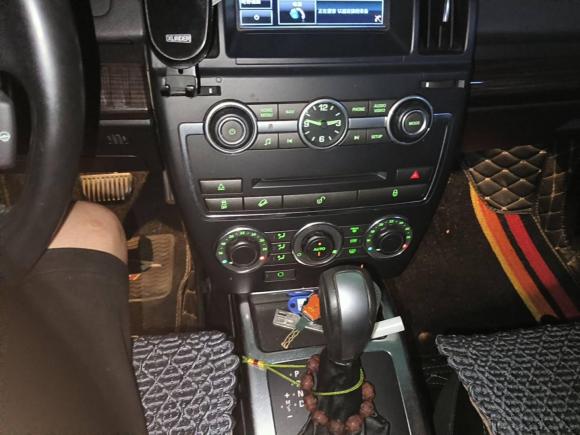 [温州·浙C] 二手路虎神行者22013款 2.0T Si4 SE汽油版