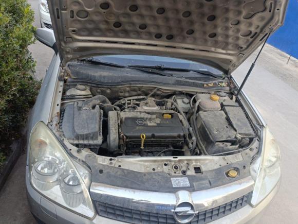 [合肥·皖A] 二手欧宝雅特2007款 1.8 TWINTOP 硬顶敞篷