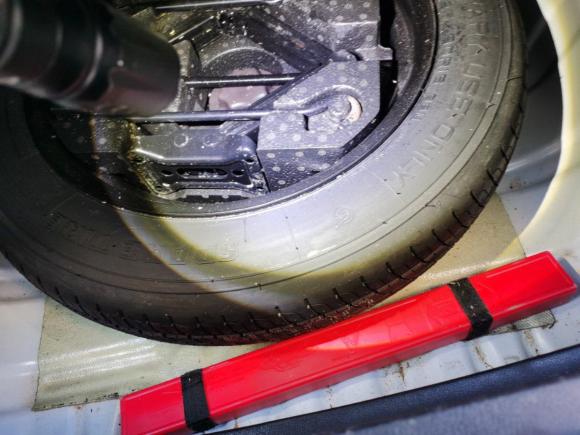 [济南·鲁J] 二手荣威荣威RX32018款 1.6L 手动精英版