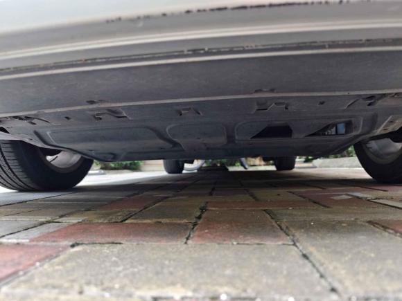 [上海·沪A] 二手大众朗逸2011款 1.4TSI DSG品轩版