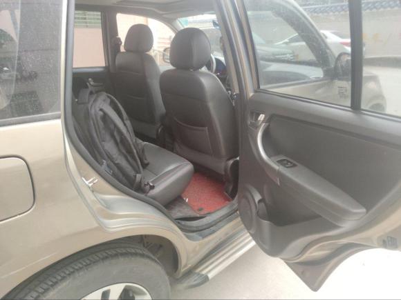 [深圳·粤S] 二手奇瑞瑞虎32015款 1.6L 手动智尚运动版