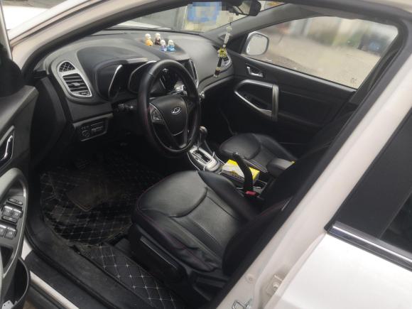 [武汉·粤S] 二手奇瑞瑞虎52015款 2.0L CVT家悦版